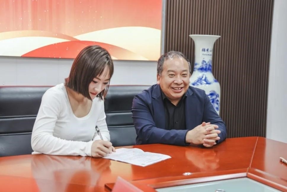 图片9.jpg 图片9.jpg