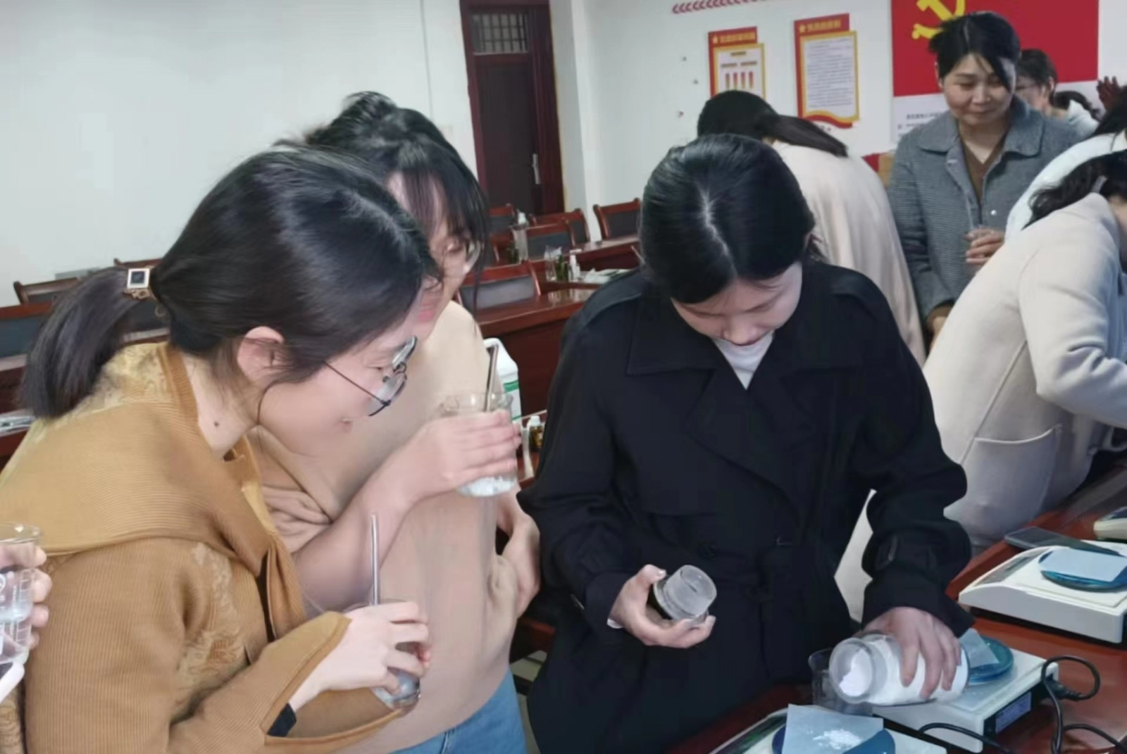 微信图片_20230310200624.jpg 微信图片_20230310200624.jpg