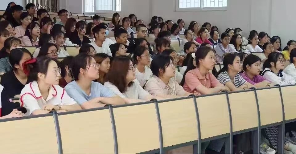 微信图片_20230426201303.jpg 微信图片_20230426201303.jpg