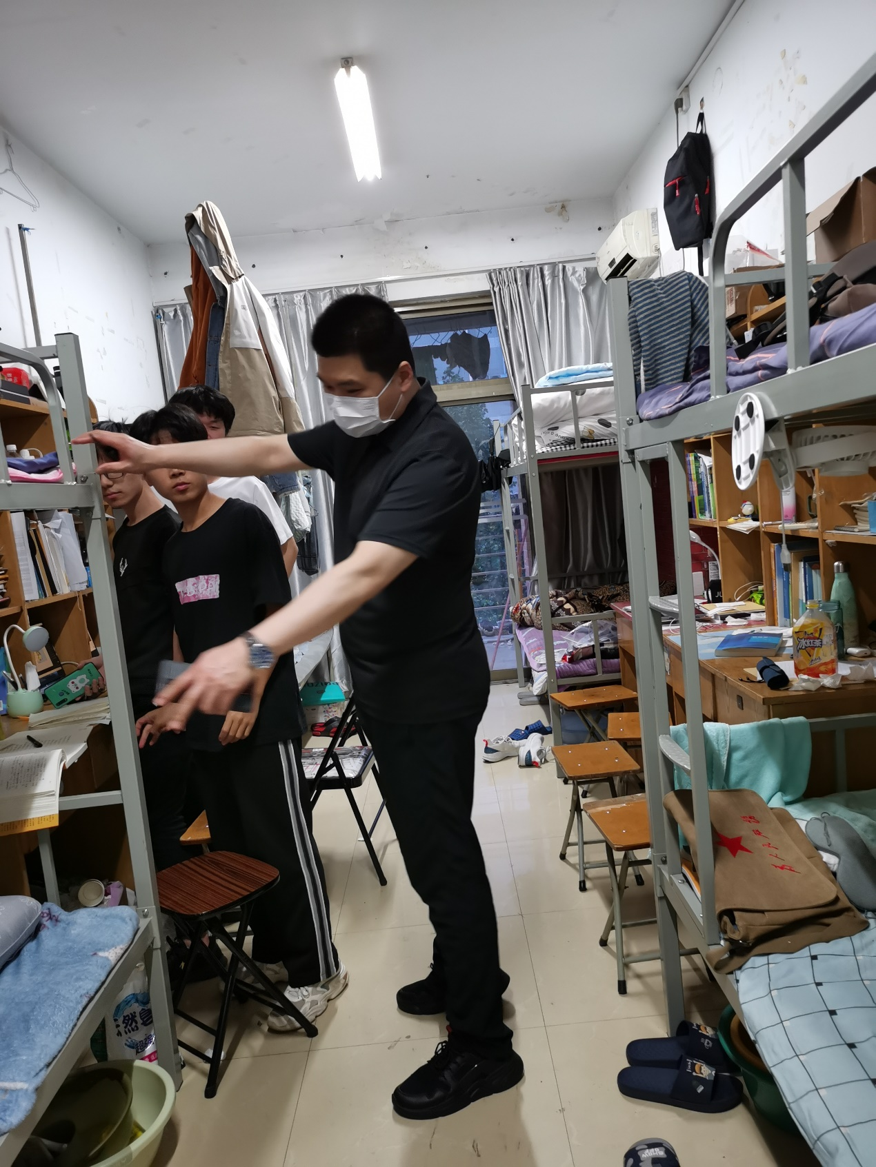 图片3.png 图片3.png