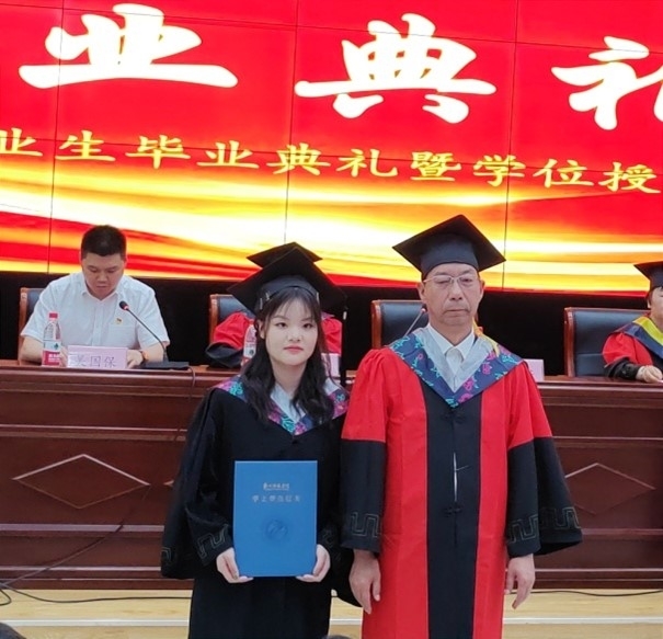 图片10.jpg 图片10.jpg